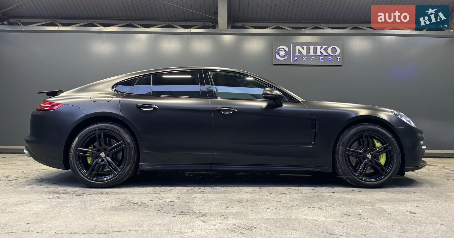 2017 Porsche Panamera - мініатюра 16