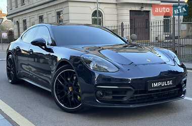 Фастбек Porsche Panamera 2020 в Києві