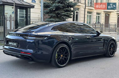 Фастбек Porsche Panamera 2020 в Києві