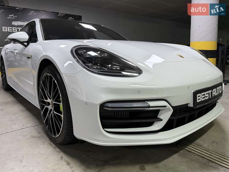 Фастбэк Porsche Panamera 2023 в Киеве фото 5 Фастбэк Porsche Panamera 2023 в Киеве