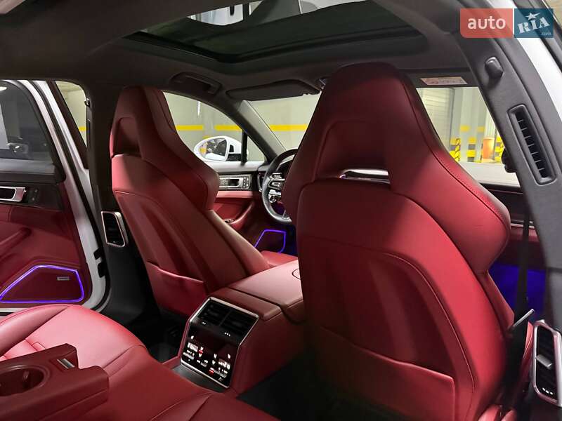 Фастбэк Porsche Panamera 2023 в Киеве фото 78 Фастбэк Porsche Panamera 2023 в Киеве