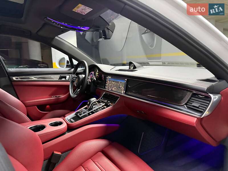 Фастбэк Porsche Panamera 2023 в Киеве фото 111 Фастбэк Porsche Panamera 2023 в Киеве