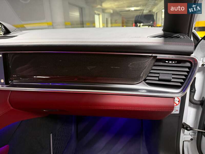 Фастбэк Porsche Panamera 2023 в Киеве фото 120 Фастбэк Porsche Panamera 2023 в Киеве