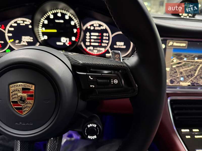 Фастбэк Porsche Panamera 2023 в Киеве фото 93 Фастбэк Porsche Panamera 2023 в Киеве