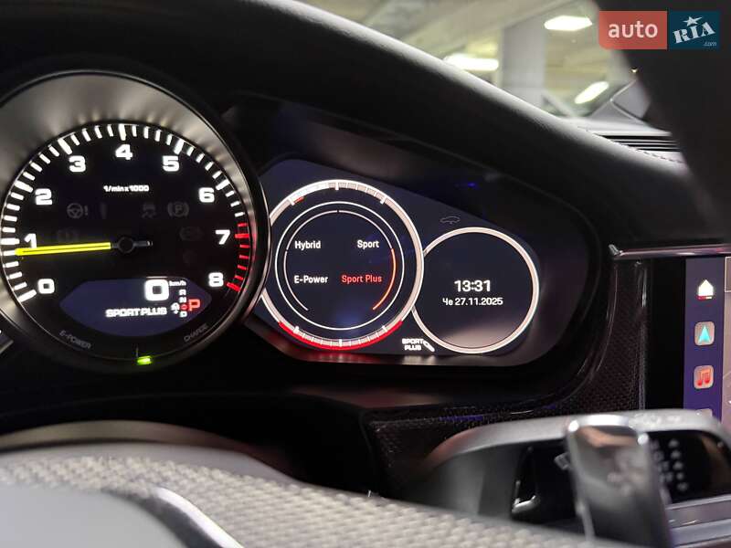 Фастбэк Porsche Panamera 2023 в Киеве фото 94 Фастбэк Porsche Panamera 2023 в Киеве