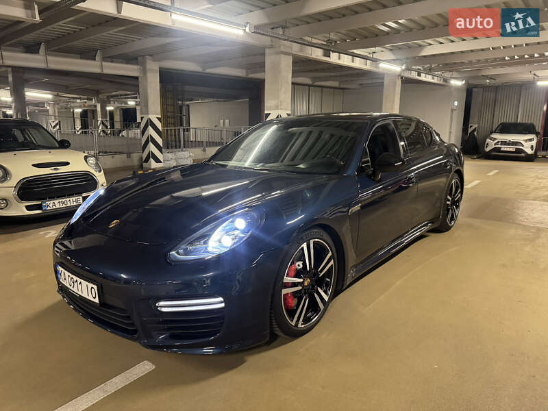 Porsche Panamera 2013