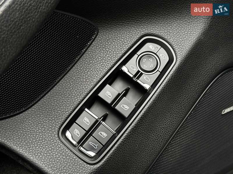 Фастбэк Porsche Panamera 2013 в Львове фото 21 Фастбэк Porsche Panamera 2013 в Львове