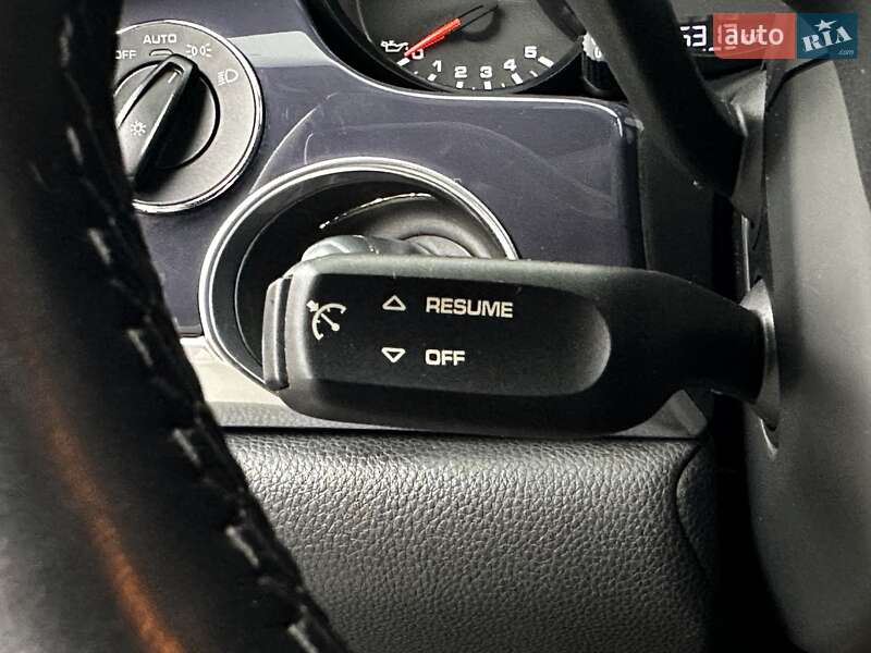 Фастбэк Porsche Panamera 2013 в Львове фото 31 Фастбэк Porsche Panamera 2013 в Львове