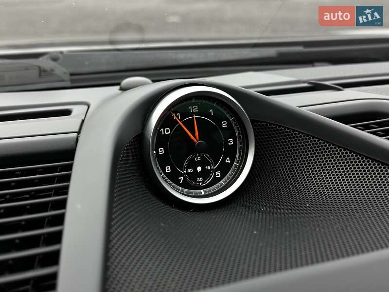 Фастбэк Porsche Panamera 2013 в Львове фото 41 Фастбэк Porsche Panamera 2013 в Львове