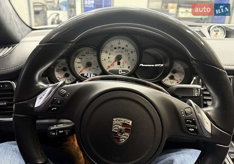 Фастбэк Porsche Panamera 2012 в Днепре фото 15 Фастбэк Porsche Panamera 2012 в Днепре