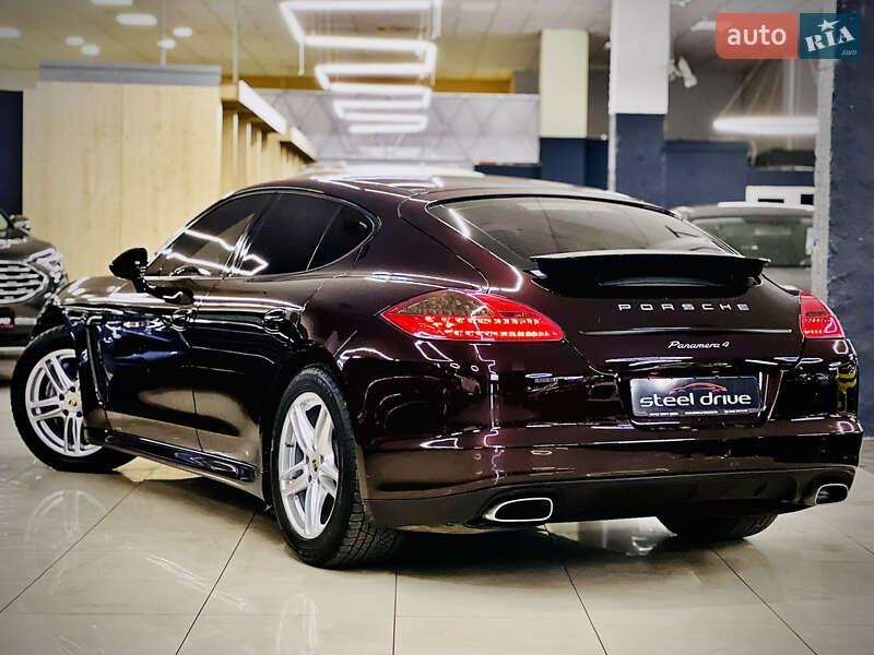 Фастбэк Porsche Panamera 2012 в Николаеве фото 9 Фастбэк Porsche Panamera 2012 в Николаеве