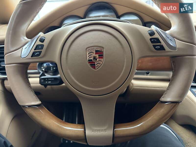 Фастбек Porsche Panamera 2013 в Києві фото 50 Фастбек Porsche Panamera 2013 в Києві
