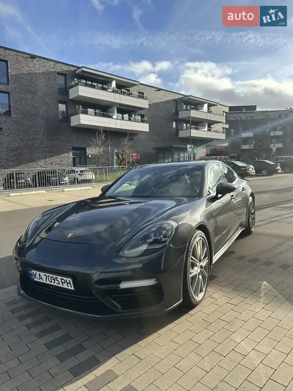 Porsche Panamera
