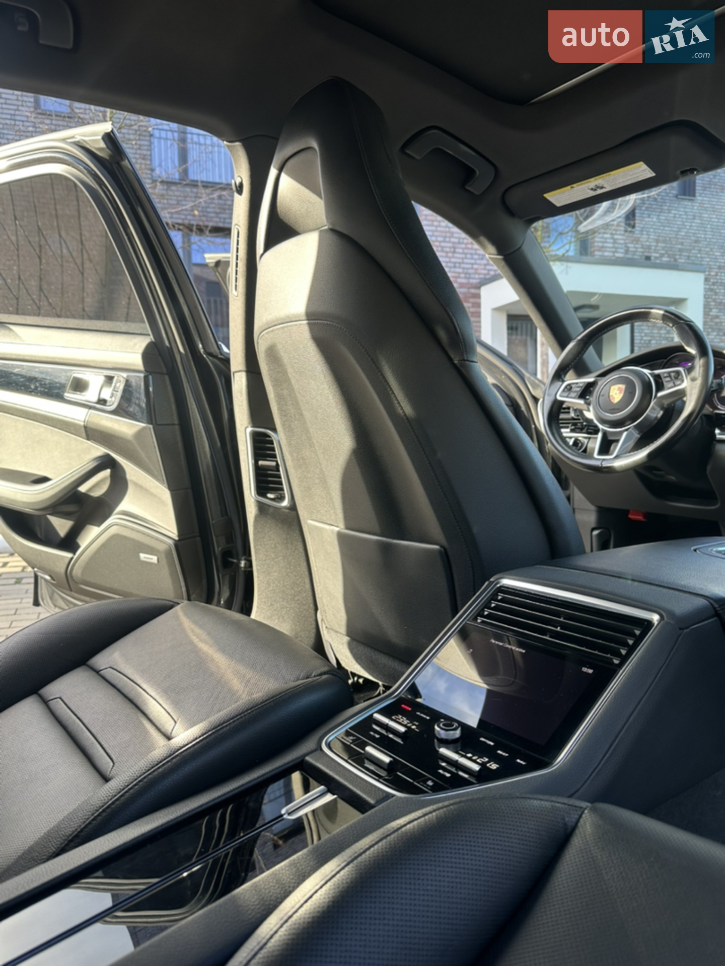 2017 Porsche Panamera - мініатюра 102