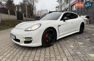 Фастбэк Porsche Panamera 2010 в Тернополе