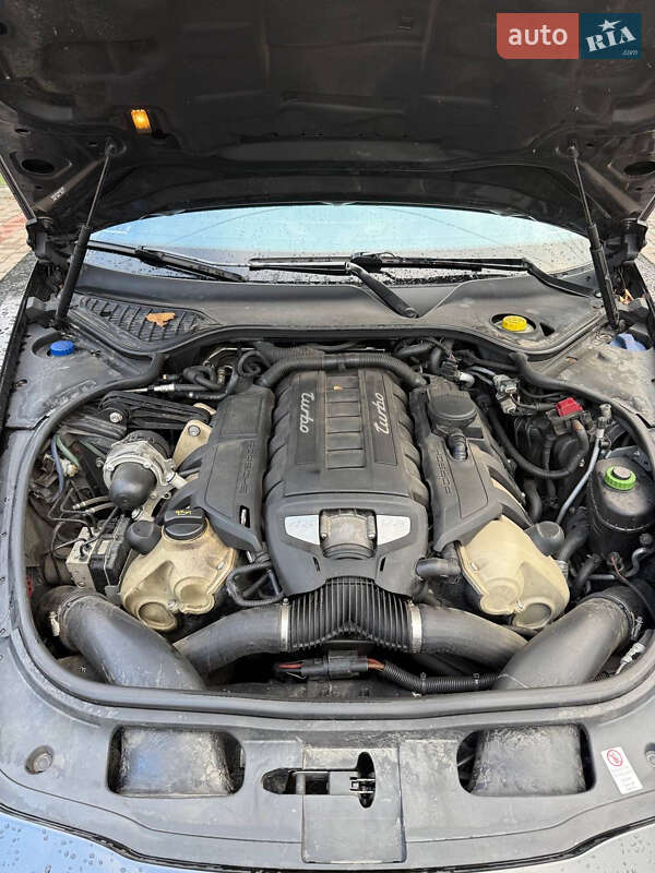 Фастбэк Porsche Panamera 2009 в Киеве фото 6 Фастбэк Porsche Panamera 2009 в Киеве