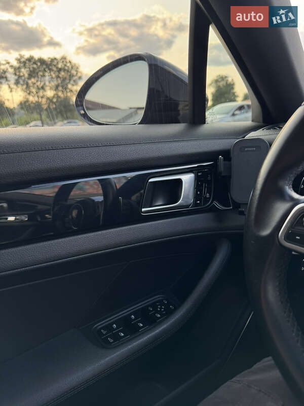 Універсал Porsche Panamera 2019 в Києві