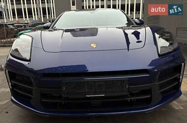 Фастбэк Porsche Panamera 2024 в Киеве