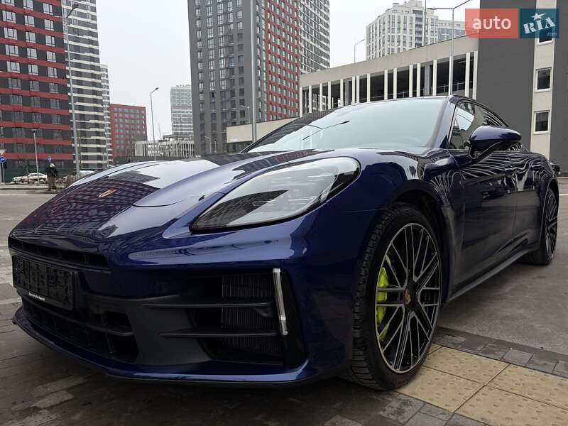 Фастбэк Porsche Panamera 2024 в Киеве фото 78 Фастбэк Porsche Panamera 2024 в Киеве