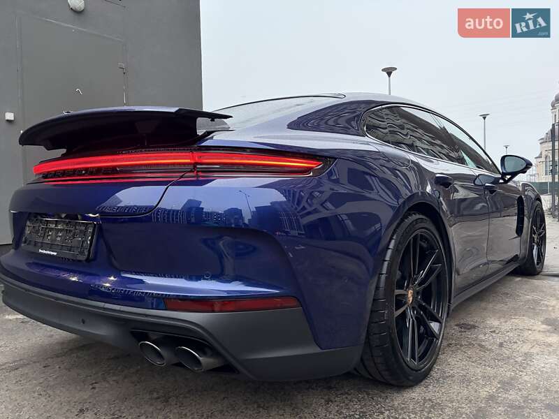 Фастбэк Porsche Panamera 2024 в Киеве фото 166 Фастбэк Porsche Panamera 2024 в Киеве
