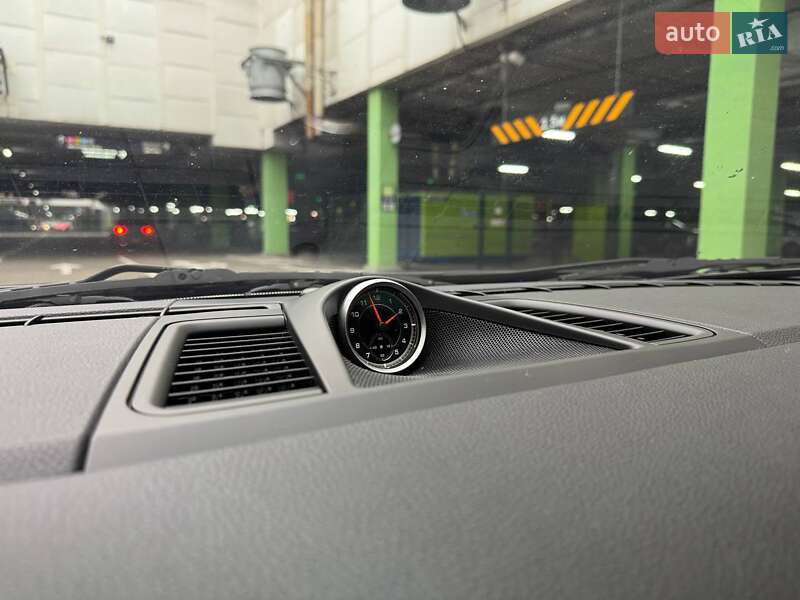 Фастбек Porsche Panamera 2012 в Києві фото 20 Фастбек Porsche Panamera 2012 в Києві