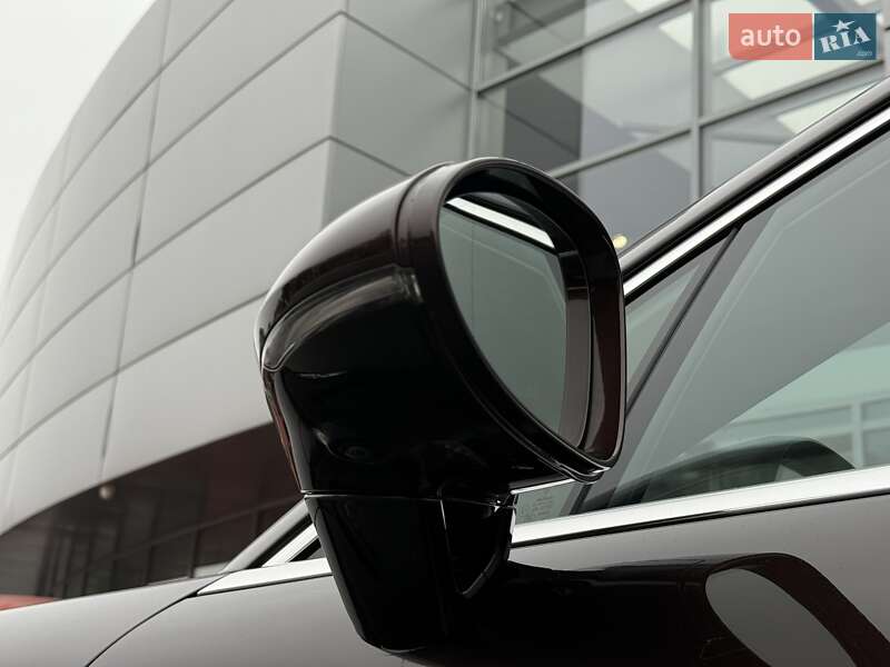 Фастбек Porsche Panamera 2017 в Дніпрі фото 11 Фастбек Porsche Panamera 2017 в Дніпрі