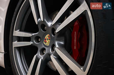 Фастбек Porsche Panamera 2011 в Києві