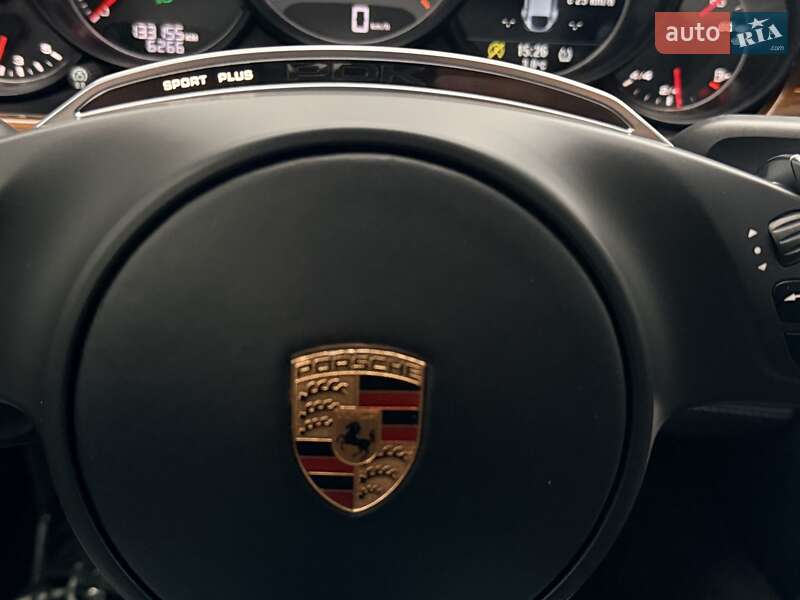 Фастбек Porsche Panamera 2016 в Києві