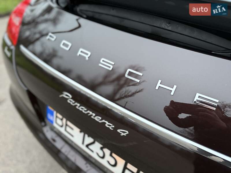 Фастбэк Porsche Panamera 2012 в Кривом Роге фото 25 Фастбэк Porsche Panamera 2012 в Кривом Роге
