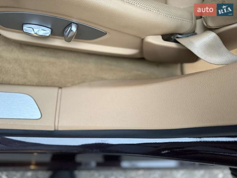 Фастбэк Porsche Panamera 2012 в Кривом Роге фото 39 Фастбэк Porsche Panamera 2012 в Кривом Роге