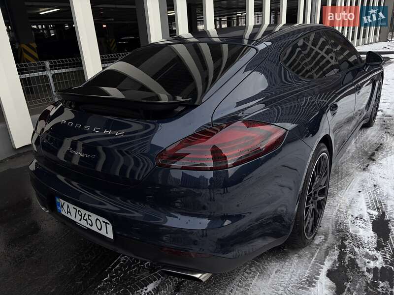Фастбек Porsche Panamera 2013 в Києві фото 71 Фастбек Porsche Panamera 2013 в Києві
