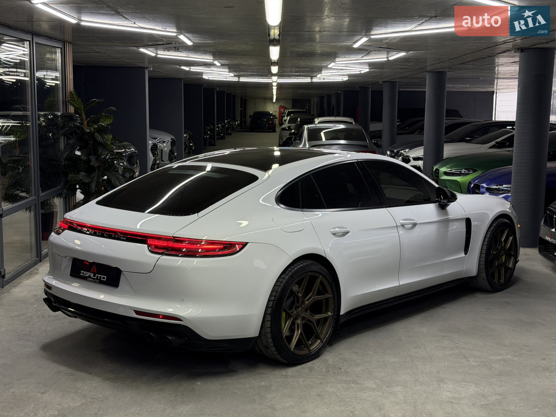 2017 Porsche Panamera - мініатюра 15
