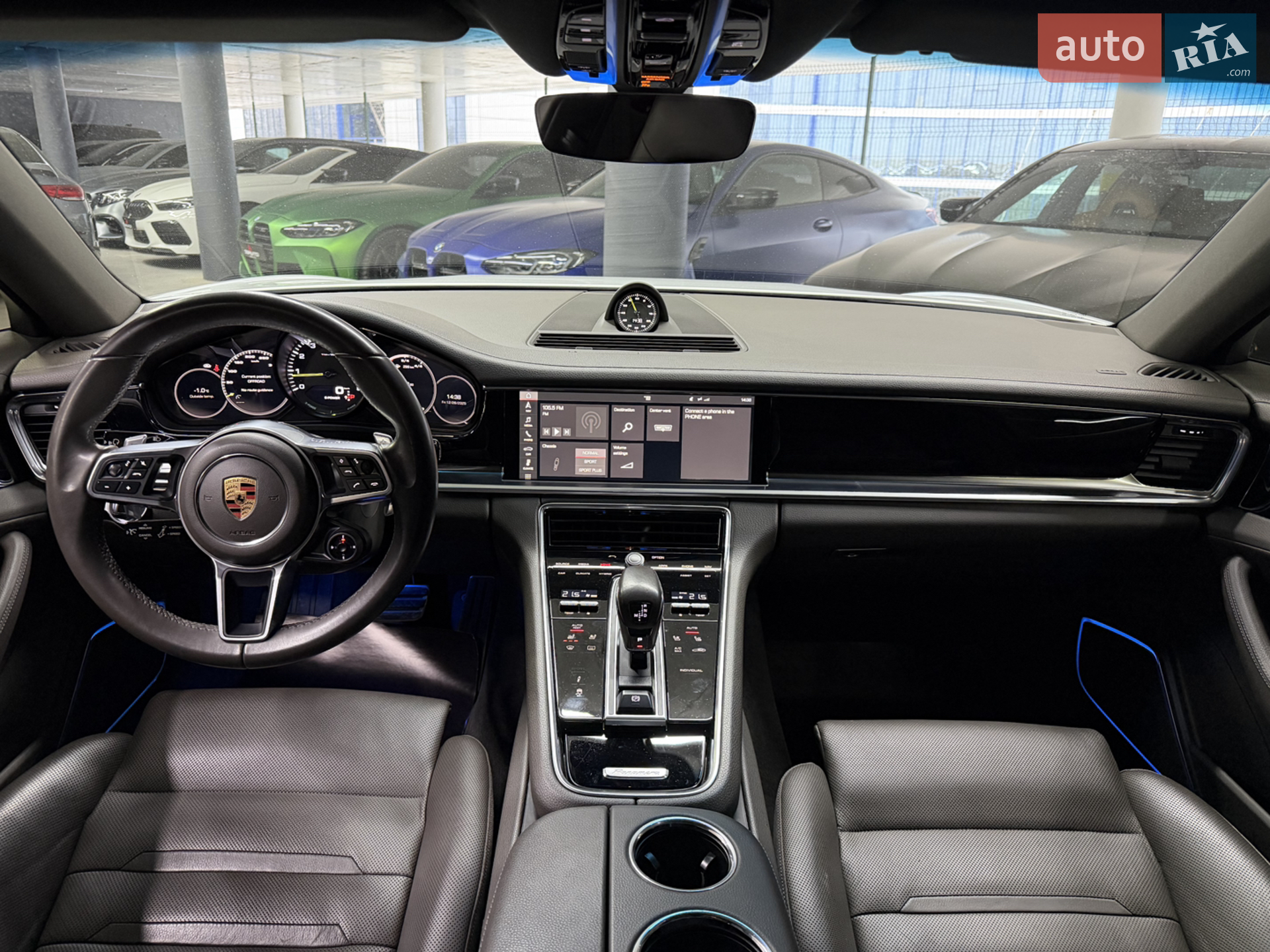 2017 Porsche Panamera - мініатюра 26