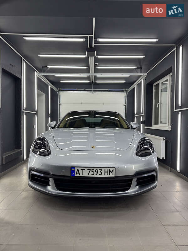 Фастбэк Porsche Panamera 2017 в Коломые фото 59 Фастбэк Porsche Panamera 2017 в Коломые