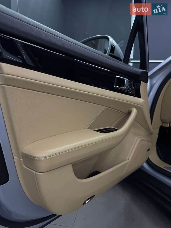 Фастбэк Porsche Panamera 2017 в Коломые фото 64 Фастбэк Porsche Panamera 2017 в Коломые