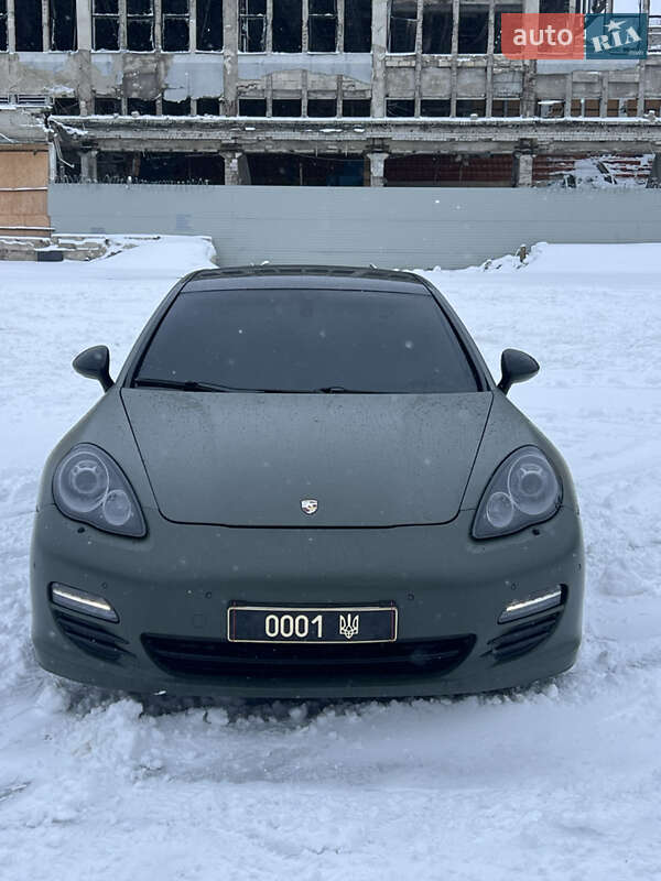 Porsche Panamera 2011 Porsche Panamera 2011