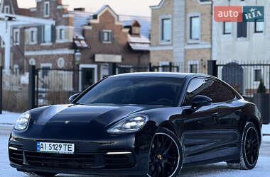 Фастбек Porsche Panamera 2018 в Києві