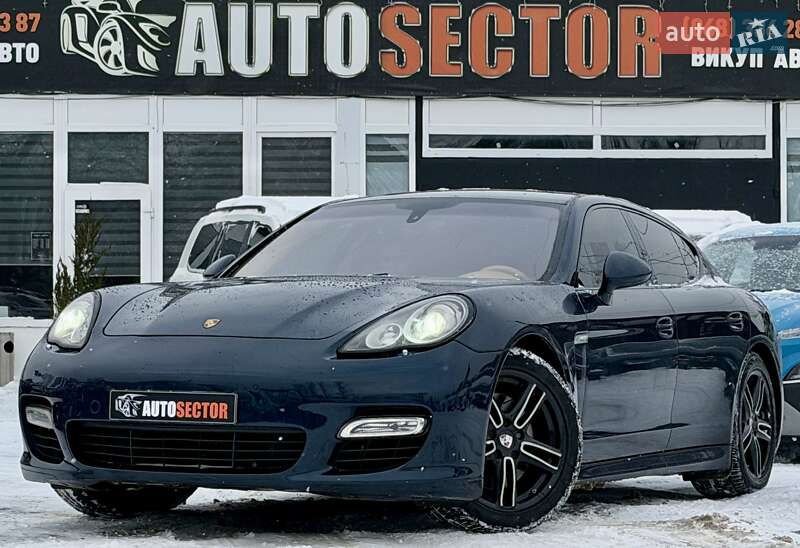 Porsche Panamera 2011