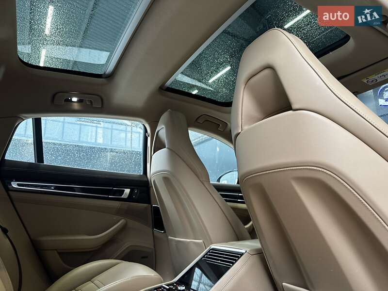 Фастбэк Porsche Panamera 2017 в Киеве фото 34 Фастбэк Porsche Panamera 2017 в Киеве