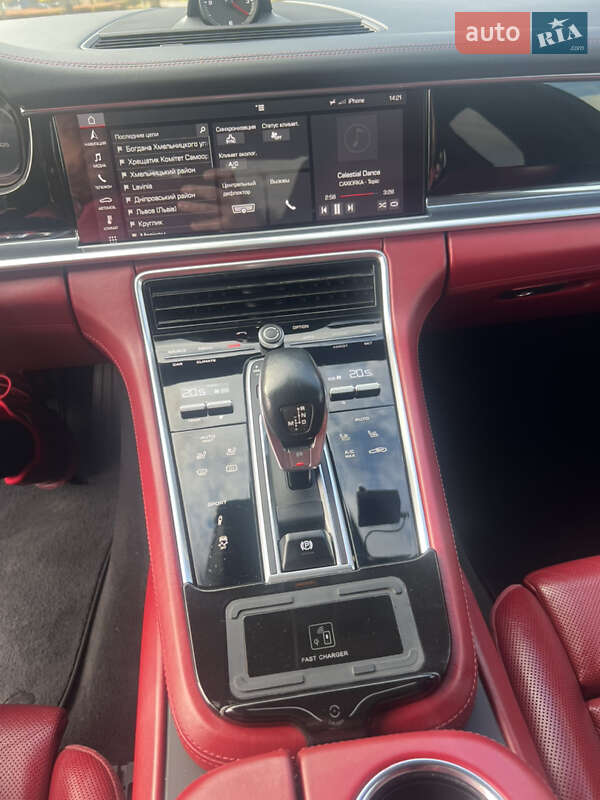 Фастбек Porsche Panamera 2018 в Києві