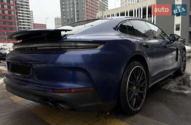 Фастбек Porsche Panamera 2024 в Києві