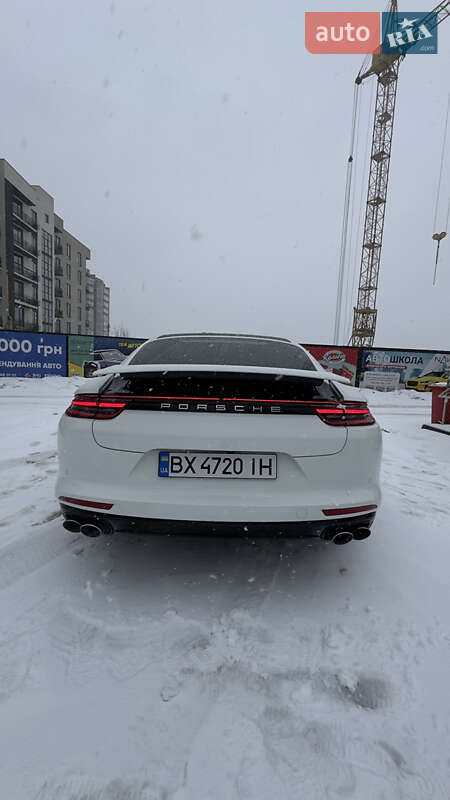 Фастбэк Porsche Panamera 2019 в Хмельницком