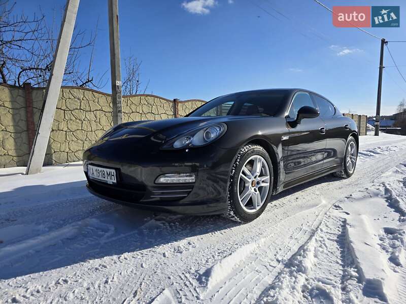 Porsche Panamera 2012