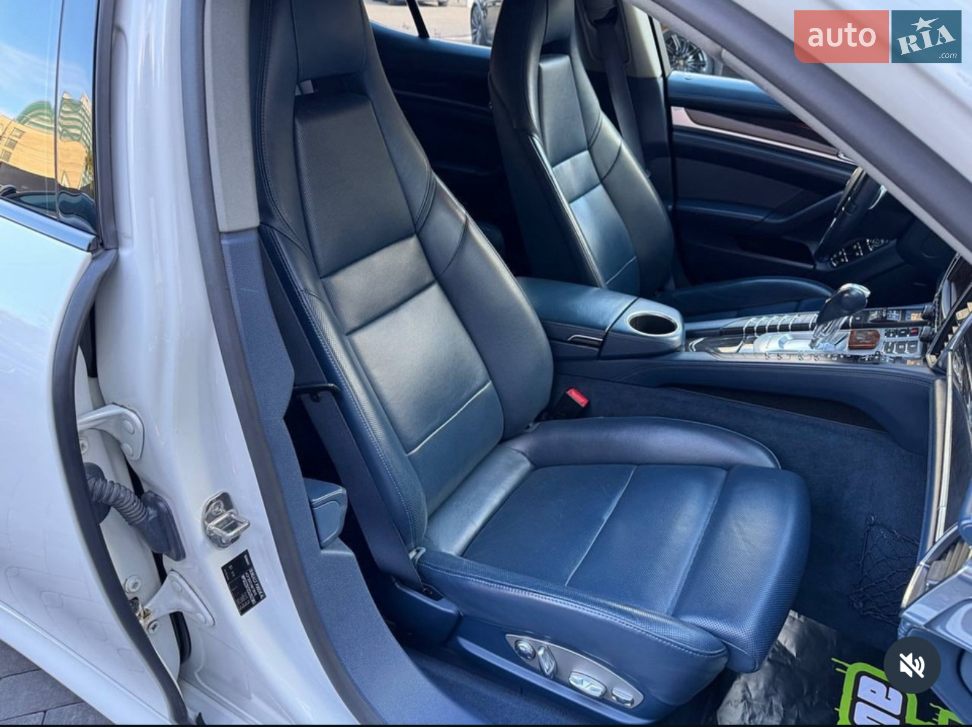 2012 Porsche Panamera - мініатюра 5