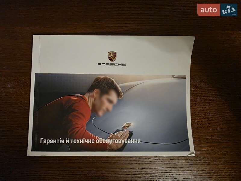 Фастбэк Porsche Panamera 2017 в Киеве