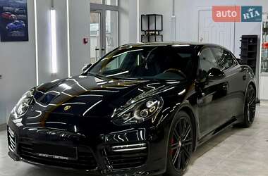 Фастбек Porsche Panamera 2016 в Києві