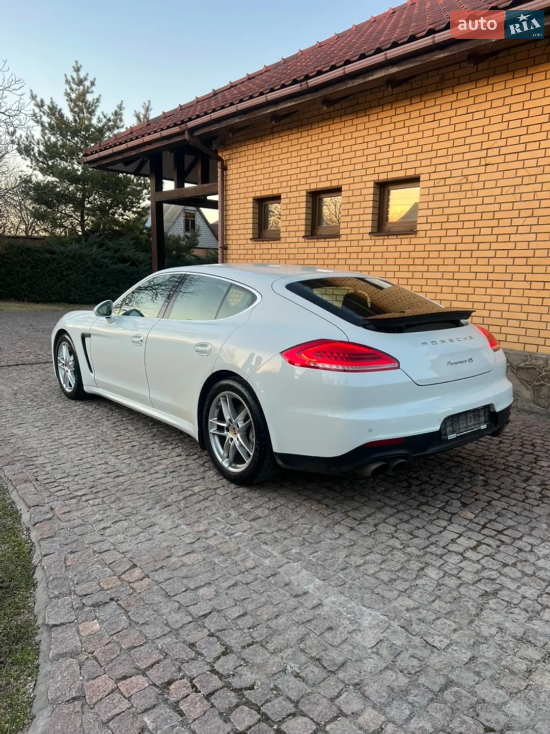 2013 Porsche Panamera - мініатюра 11
