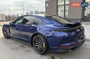 Фастбек Porsche Panamera 2024 в Києві