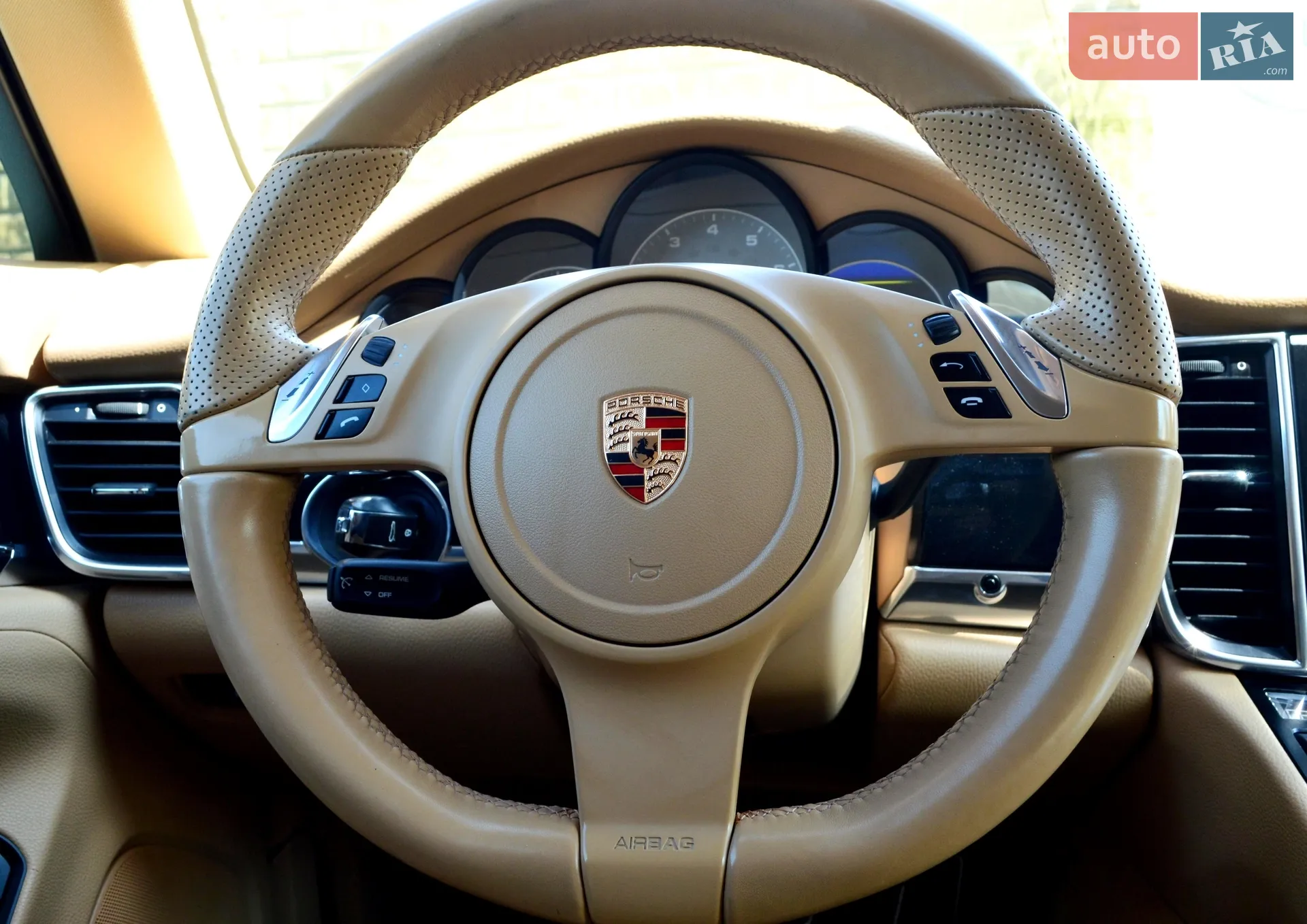 2011 Porsche Panamera - мініатюра 20