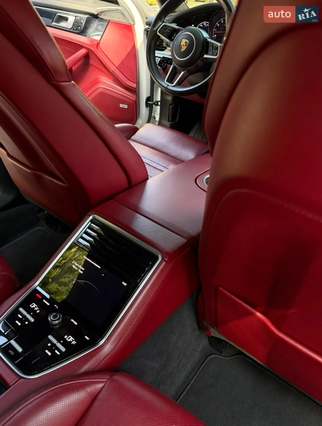 2017 Porsche Panamera - мініатюра 24